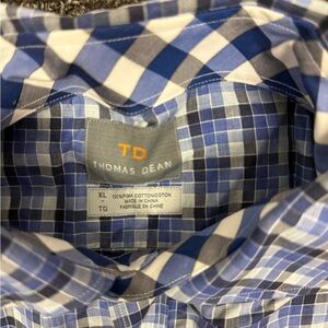Thomas Dean Navy and White Plaid Shirt